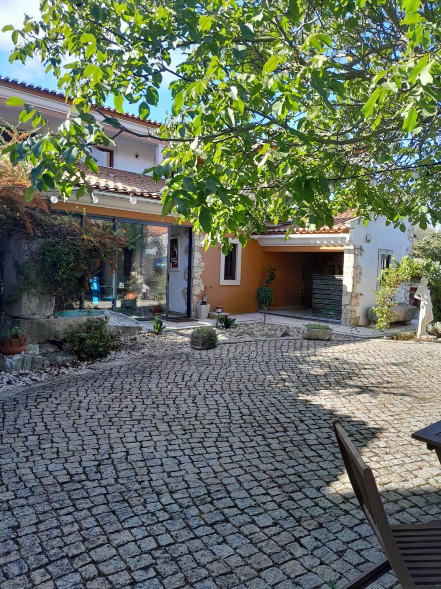 Refugio Das Artes Guesthouse Porto de Mós Exteriör bild