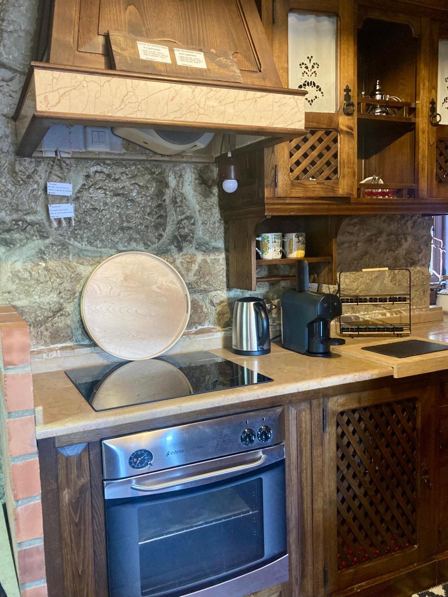 Refugio Das Artes Guesthouse Porto de Mós Exteriör bild