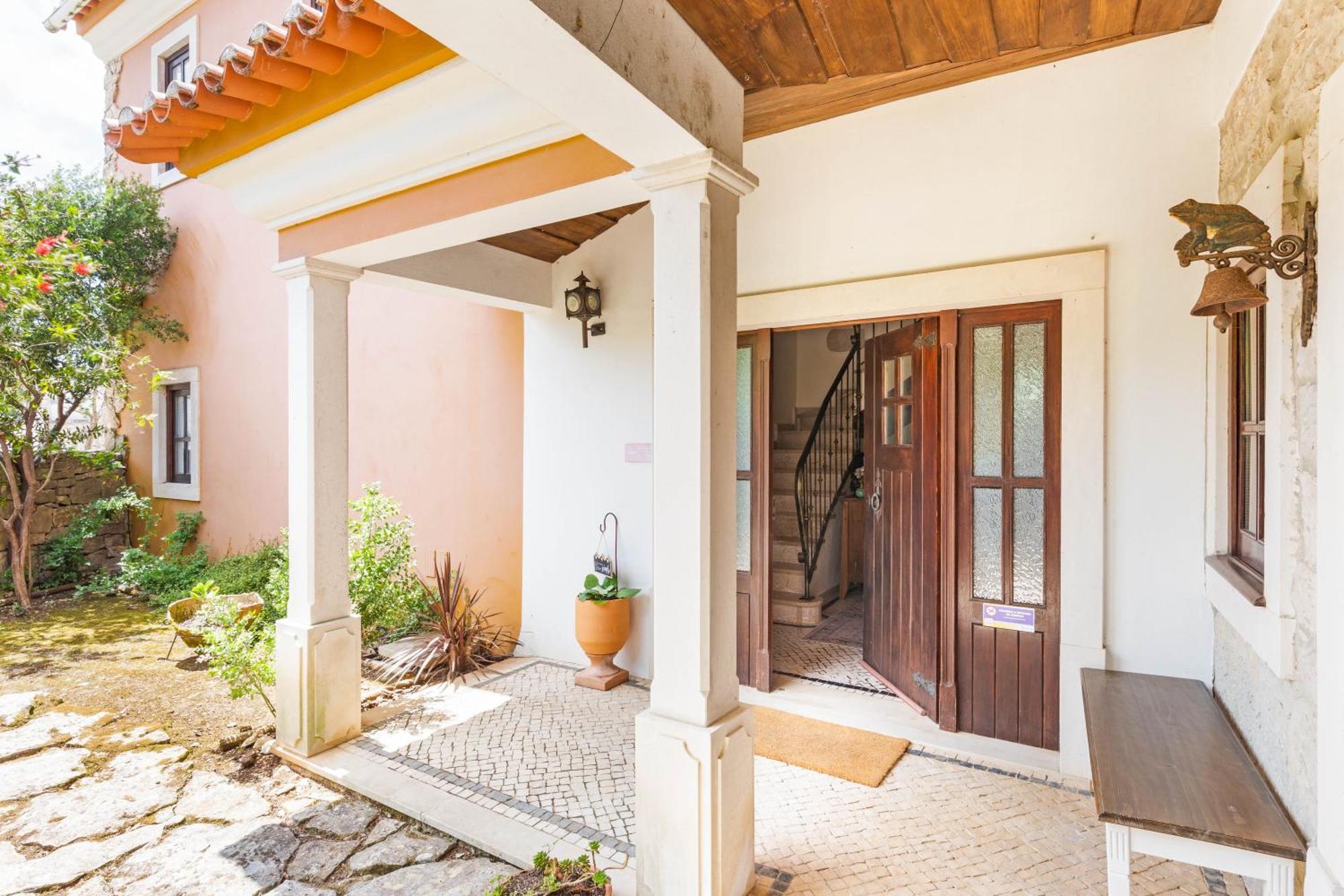 Refugio Das Artes Guesthouse Porto de Mós Exteriör bild